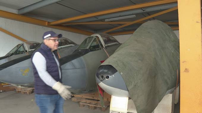 Luzerner Kampfjet-Sammler sucht neue Halle