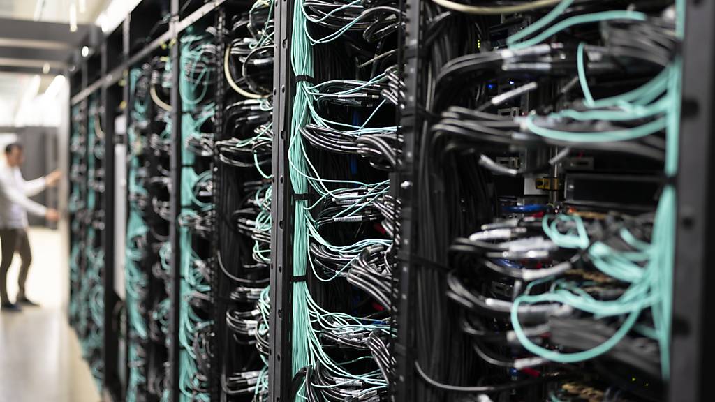 Für die Nutzung von KI wird auf den Supercomputer «Alps» zurückgegriffen. (Archivbild)