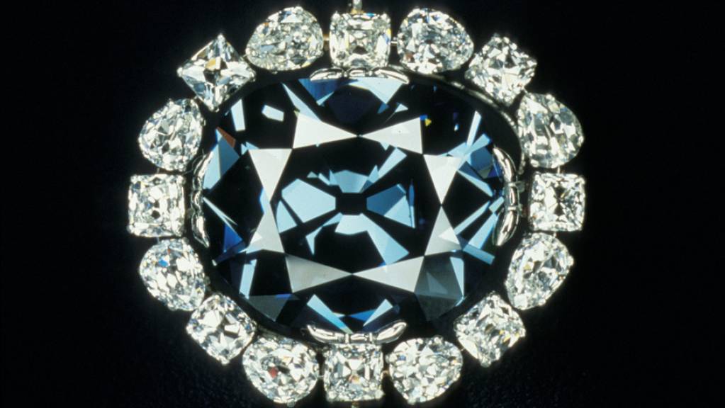 Der legendäre «Hope»-Diamant könnte gemäss neuester Forschung aus fast 700 Kilometern unter der Erdoberfläche stammen. (Archivbild)