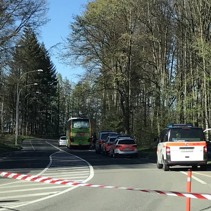 Polizei stoppt Flixbus wegen bewaffnetem Italiener