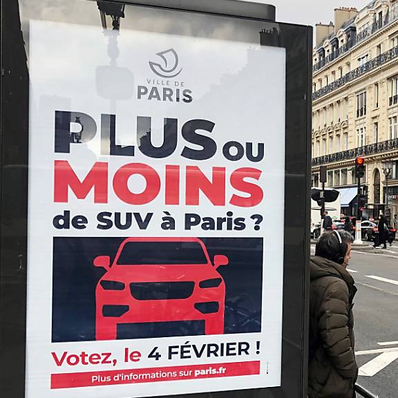 Paris nimmt höhere Parkgebühren für SUV an Abstimmung an
