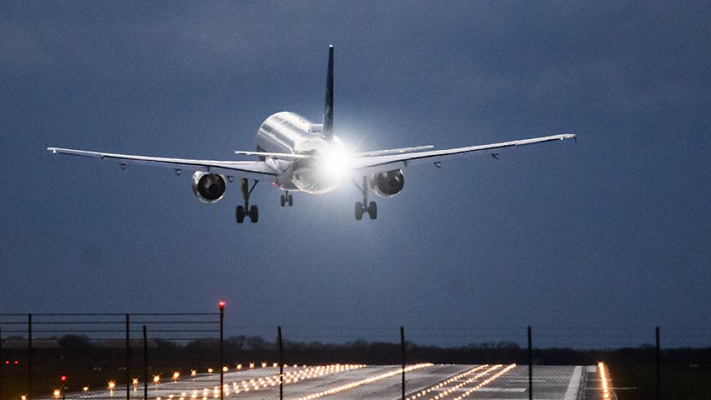 Die Lufthansa und die Air France haben gegen einen Entscheid der EU-Kartellbehörde geklagt. Ein Gericht entscheidet heute Mittwoch über den Rekurs. (Archivbild)