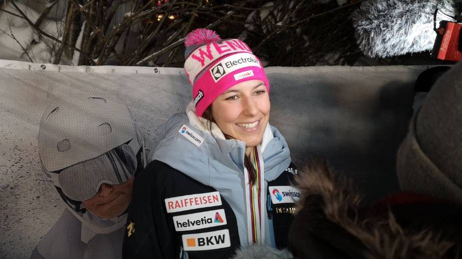 Wendy beim Interview nach Kombi-Gold in Schweden