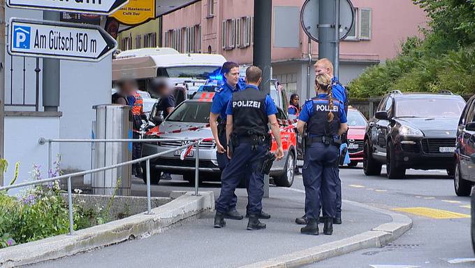 Baselstrasse: Eine Person mit Messer verletzt