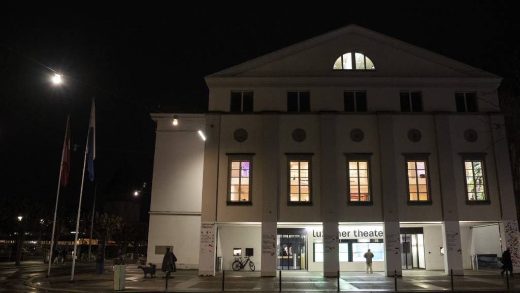 Das Luzerner Stadtparlament diskutierte am Donnerstag über die Zukunft des Luzerner Theaters. (Archivaufnahme)