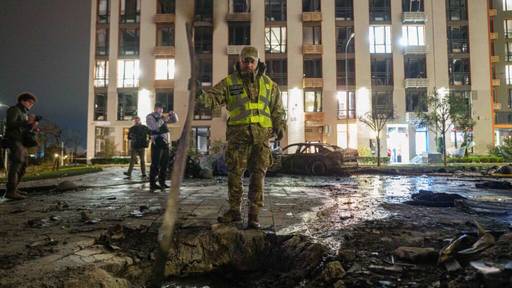 Russischer Drohnenangriff: Zwei Tote und Verletzte in Kiew
