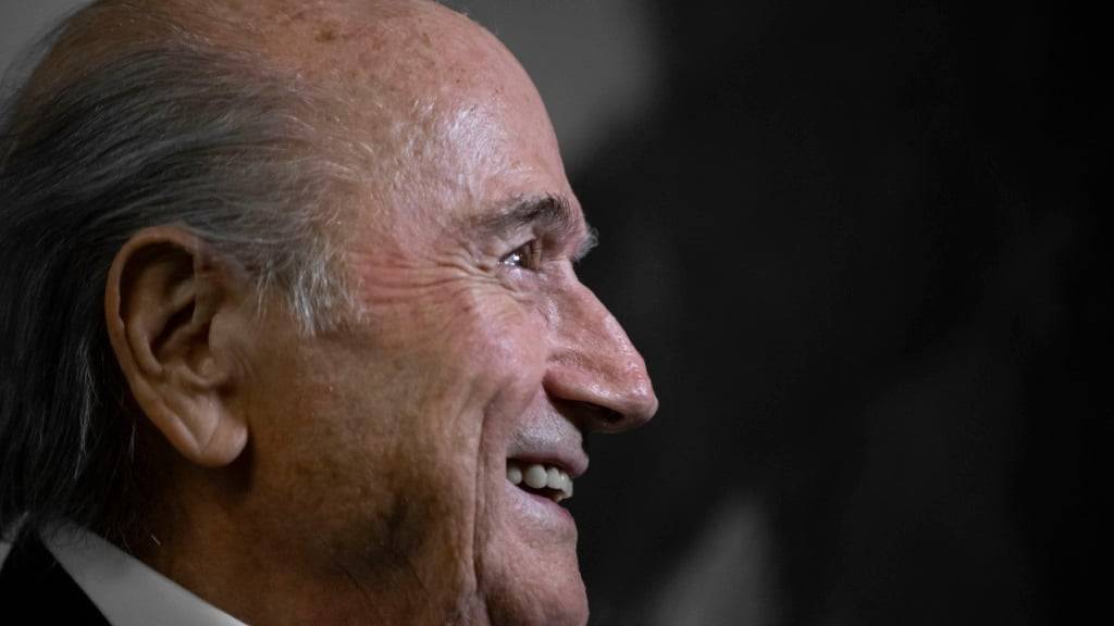Die früheren Fifa-Funktionäre Joseph Blatter (Bild) und Markus Kattner müssen Millionenboni nicht an die Fifa zurückerstatten, entschied das Zürcher Arbeitsgericht. (Archivbild)