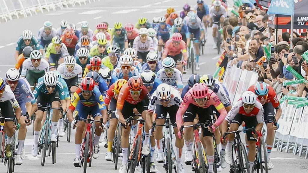 Marijn van den Berg, im pinken Trikot, war im Sprint zu bezwingen