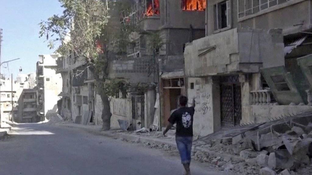 Aufnahme aus Aleppo: Bei den jüngsten Luftangriffen auf die syrische Stadt wurden am Dienstag offenbar dutzende Menschen getötet. (Archivbild)