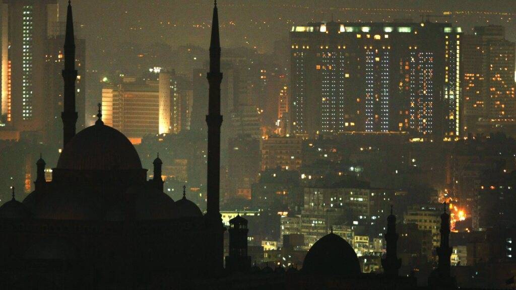 Geschäfte in Ägypten schliessen wegen der Energiepreise früher