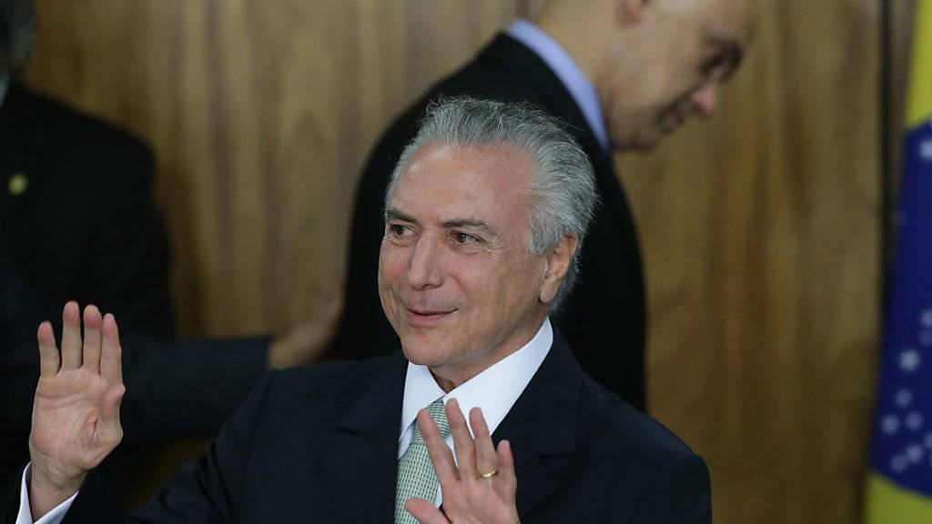 Brasiliens Übergangspräsident Michel Temer hat mit einem Männer-Kabinett die Geschicke des Landes übernommen.