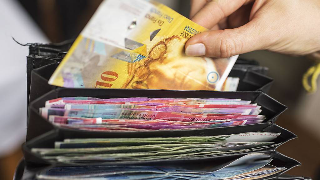 23.80 Franken pro Stunde: Mindestlohn-Initiative lanciert