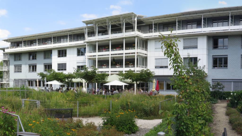 Bei der Pflegeeinrichtung Zunacher in Kriens LU stehen grosse Sanierungsarbeiten an.