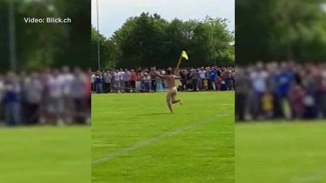 Nackte Tatsachen beim Frauenfussball