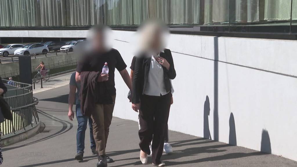 Gericht verlängert stationäre Massnahme für psychisch kranken Messerstecher