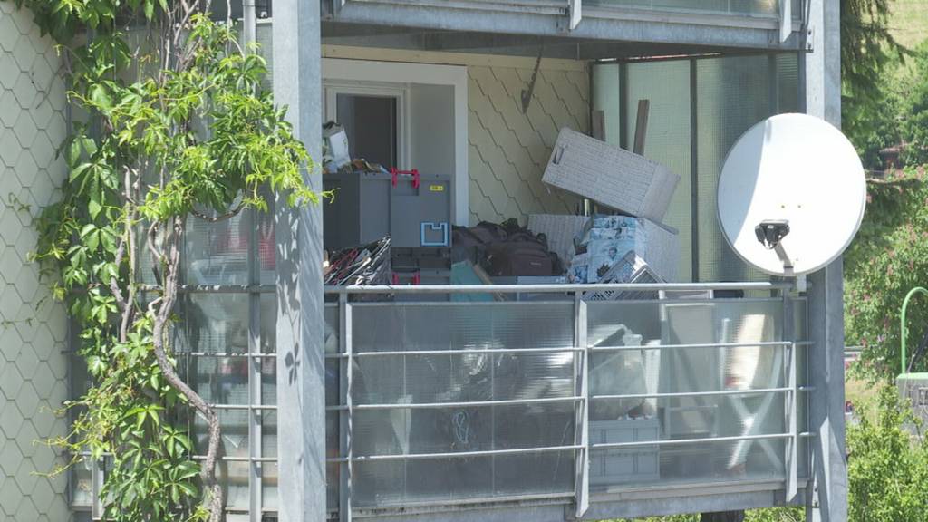 Vollgemüllter Balkon erhitzt in Gais die Gemüter