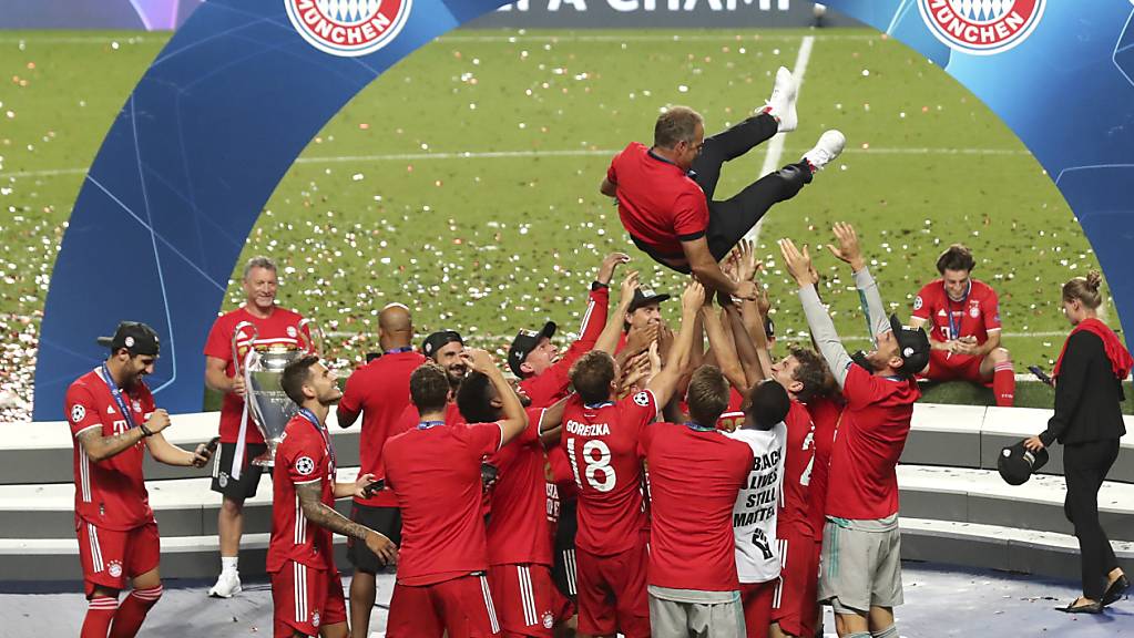 Steigen als Titelverteidiger in die neue Champions-League-Saison: Bayern München und sein Coach Hansi Flick.