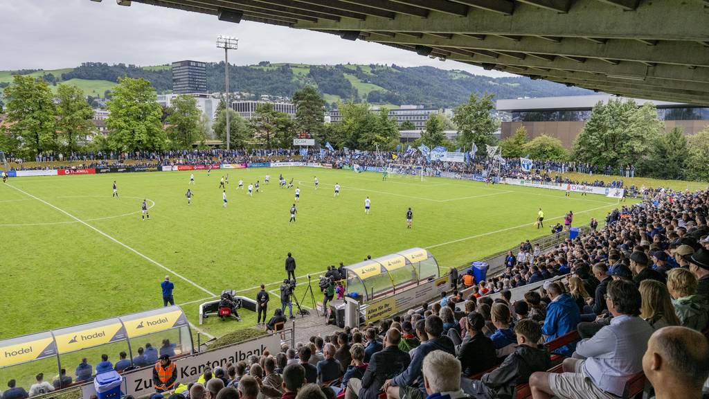 Zug 94 gegen den FC Zürich – ein Cupspiel, das viele Zuschauer anlockte. 