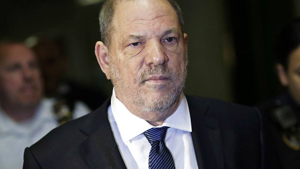 Der frühere Film-Produzent Harvey Weinstein soll mit seinen Opfern einen Vergleich in der Höhe von 44 Millionen Dollar abgeschlossen haben. (Archivbild)