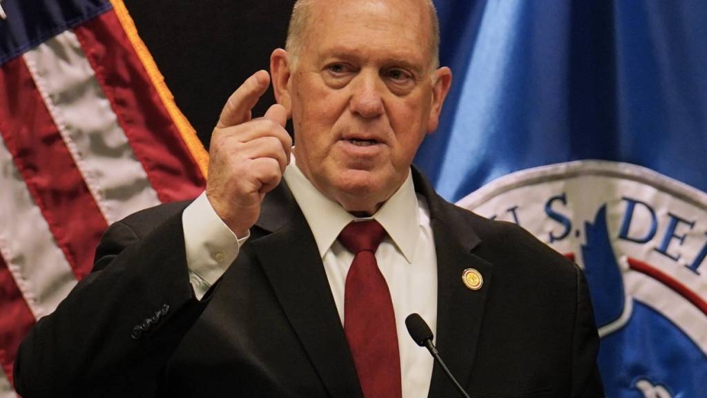 ARCHIV - Der Grenzschutzbeauftragte des Weißen Hauses, Tom Homan, spricht während einer Pressekonferenz im Bishop Whipple Federal Building. Foto: Ryan Murphy/FR172324 AP/dpa