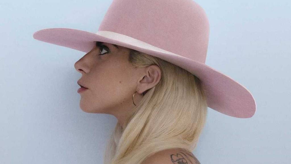 Lady Gaga präsentiert Joanne