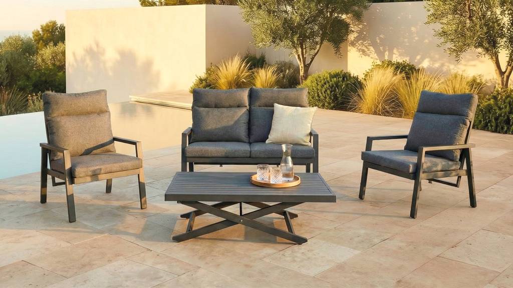 Gewinne Gartenmöbel im Wert von 1'500 Franken