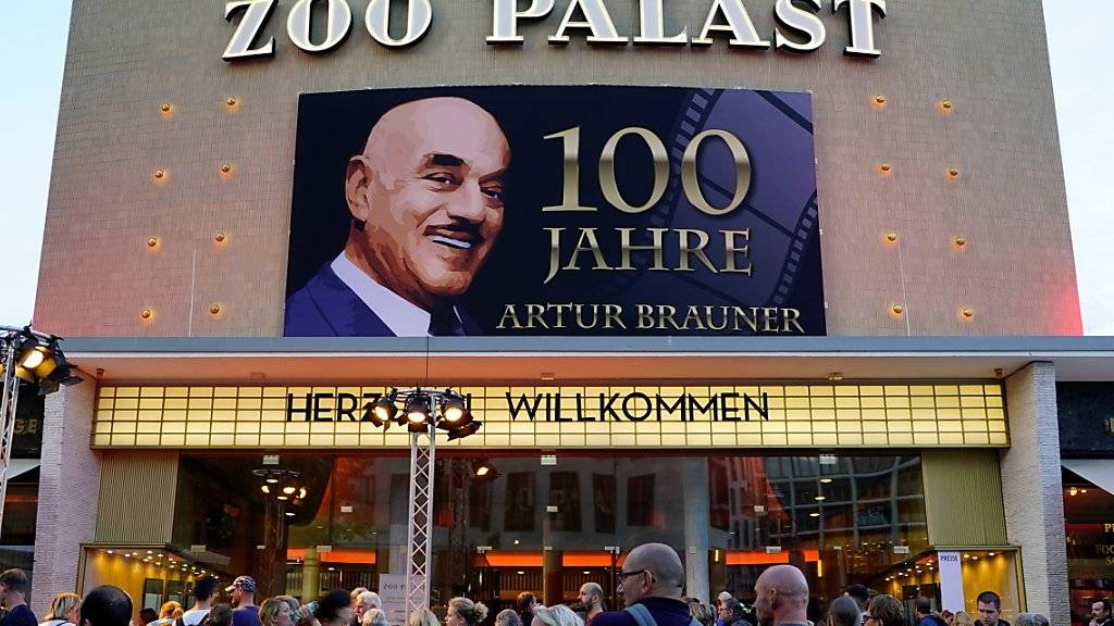 Bei einer Gala in Berlin hat der Filmproduzent Artur Brauner im letzten September seinen 100. Geburtstag gefeiert. Am Sonntag ist er gestorben. (Archivbild)