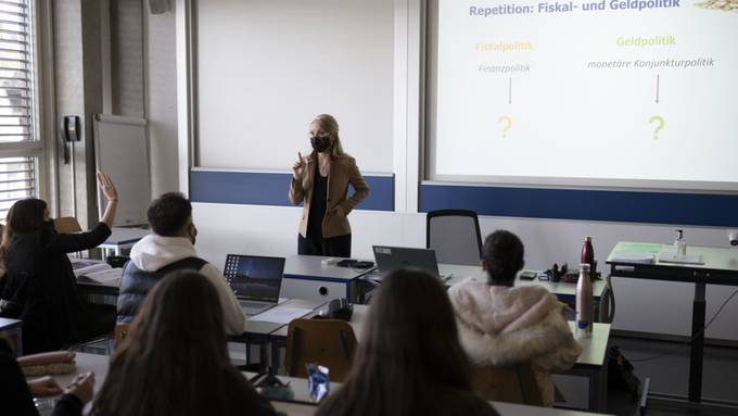 Die Pandemie erschwert den KV-Lehrabgängern den Berufseinstieg