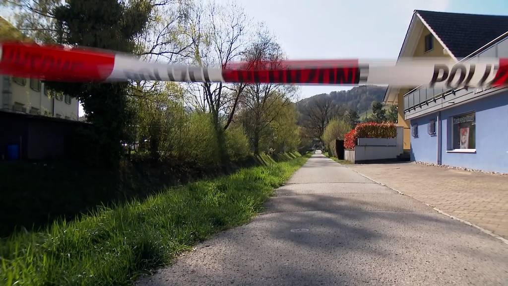 Grosseinsatz der Kantonspolizei St. Gallen – Rätsel um vier verletzte Personen