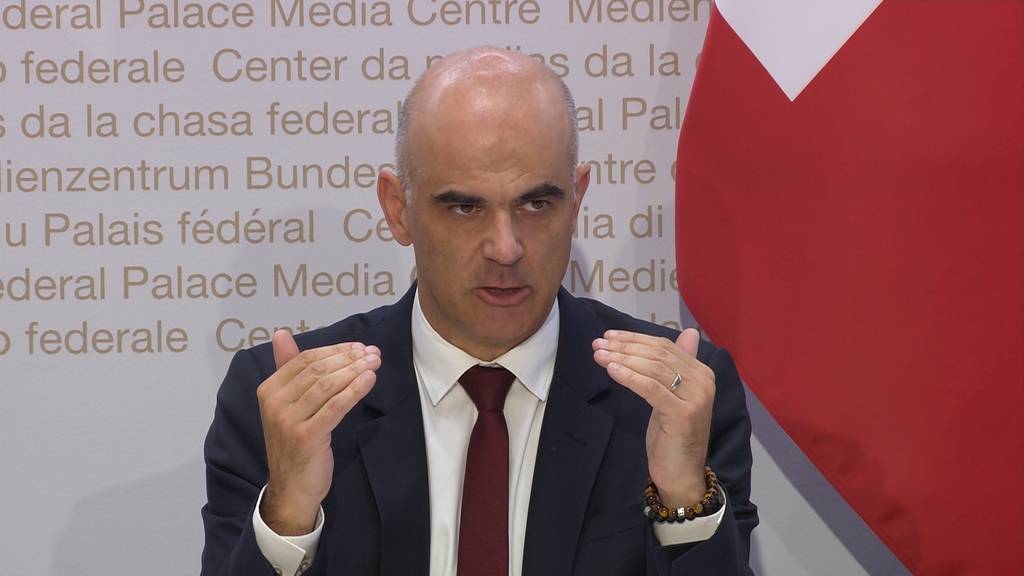 Berset: «Eskalationsmechanismus» wird mit Kantonen diskutiert