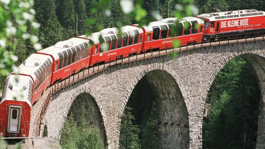 Der Bernina Express fällt am Samstag aus. (Archivbild)