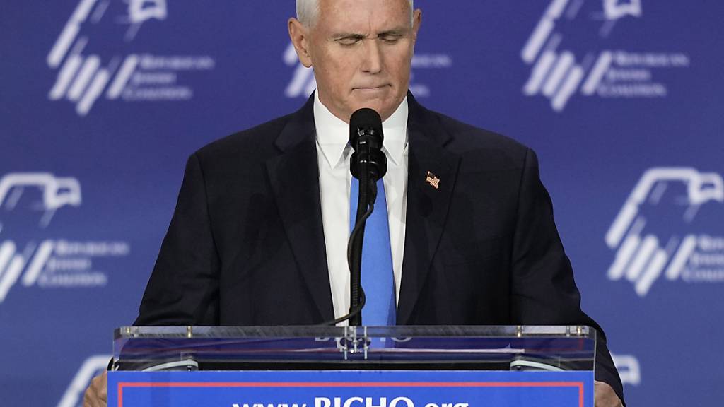 Mike Pence, ehmaliger Vizepräsident der USA, spricht bei einem jährlichen Treffen der Republican Jewish Coalition. Foto: John Locher/AP/dpa