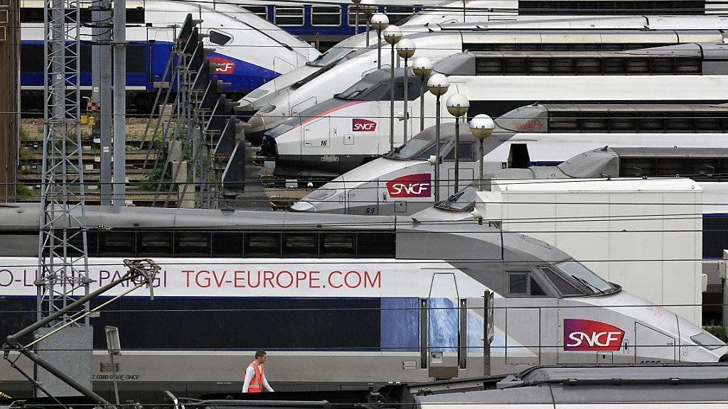 Wegen eines Streiks werden die Züge der französischen Staatsbahn SNCF von Dienstagabend bis Donnerstagmorgen teilweise still stehen. Die Schweiz ist vom Streik auch betroffen. (Archivbild)
