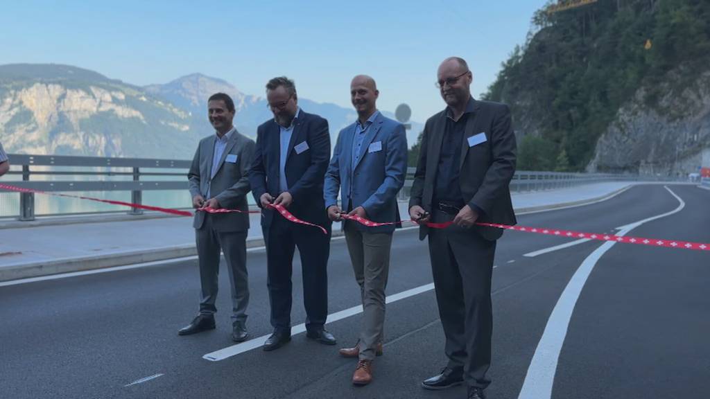 Bau der Axenstrasse geht los