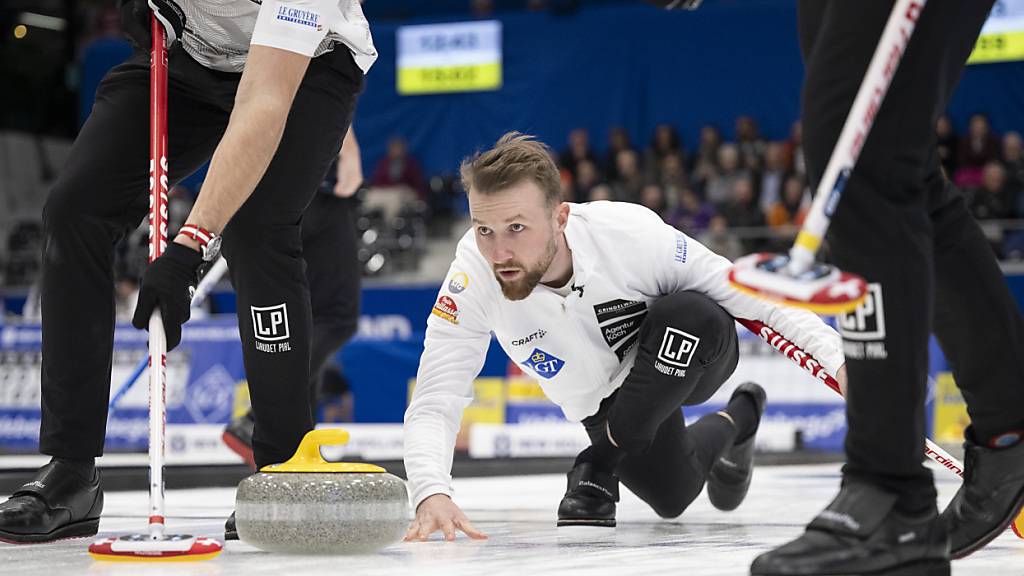 Höchste Konzentration beim Schweizer Skip Yannick Schwaller