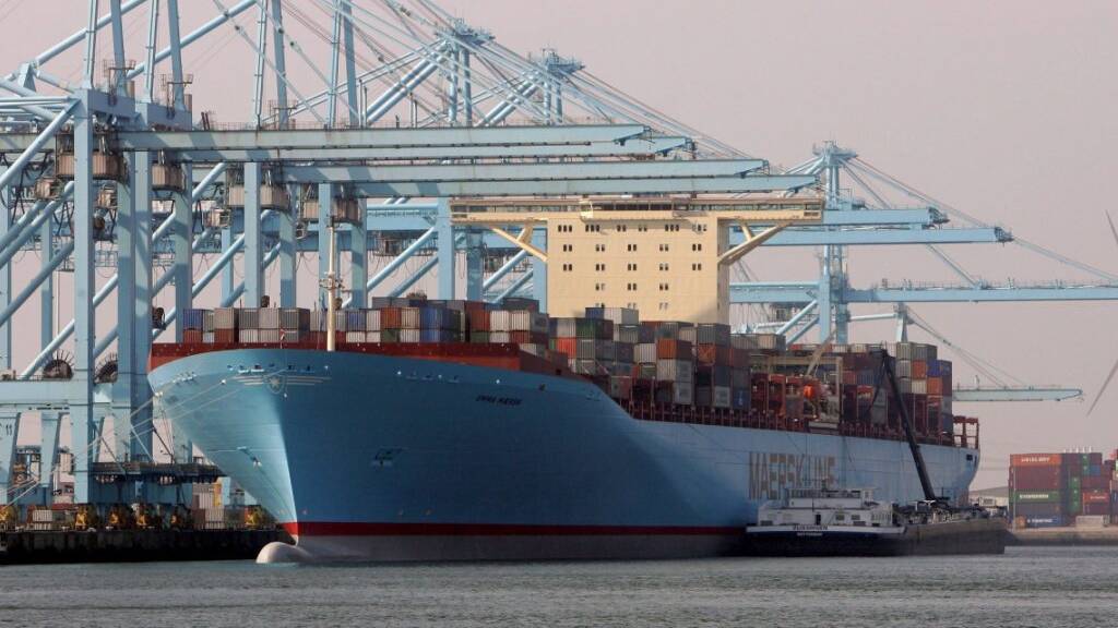 Der dänische Reeder Maersk hat im ersten Quartal 2021 den Gewinn gegenüber dem Vorjahr deutlich gesteigert. Der Konzern profitierte von der starken Nachfrage am Logistikmarkt. (Archivbild)
