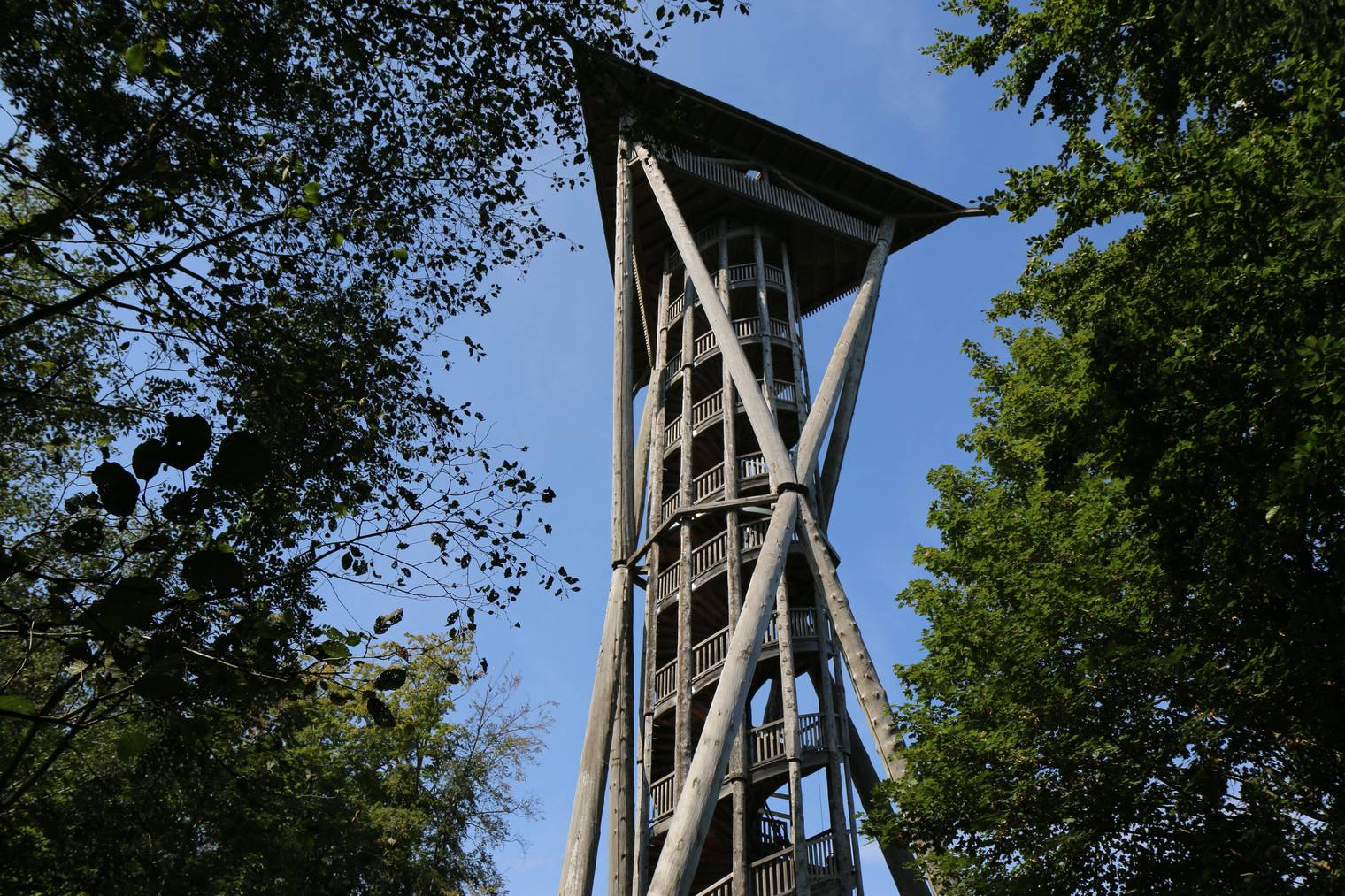 Auch architektonisch bietet der Wiler Turm viel. (Archivbild: St.Galler Tagblatt)