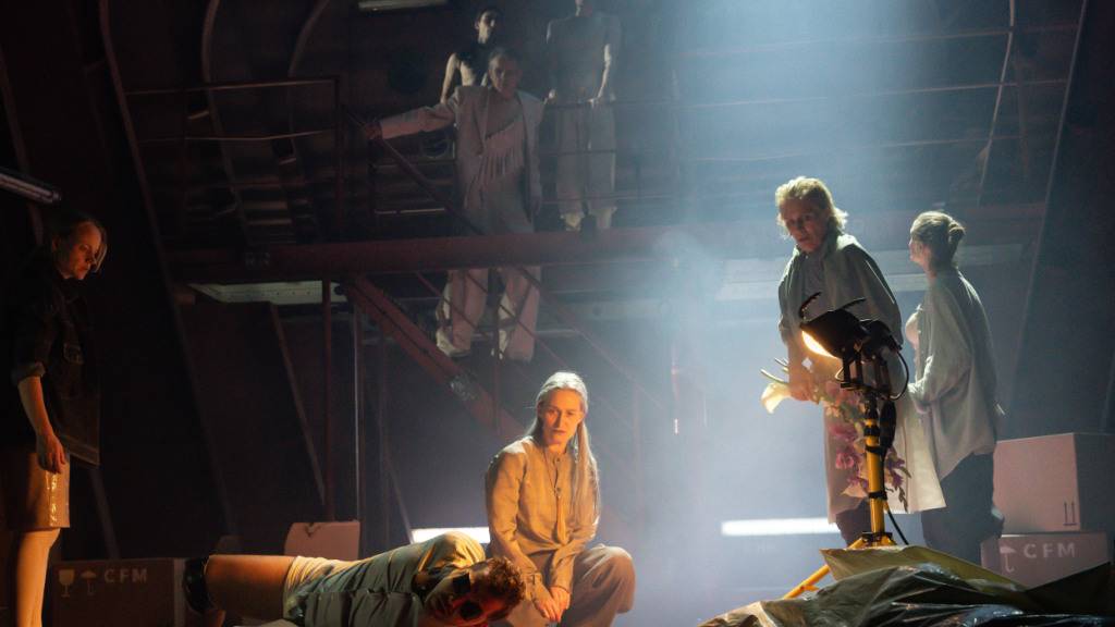 Die Inszenierung «Hekabe» von Euripides am Schauspielhaus Zürich ist eines der Stücke, das an das Schweizer Theatertreffen eingeladen wurde.