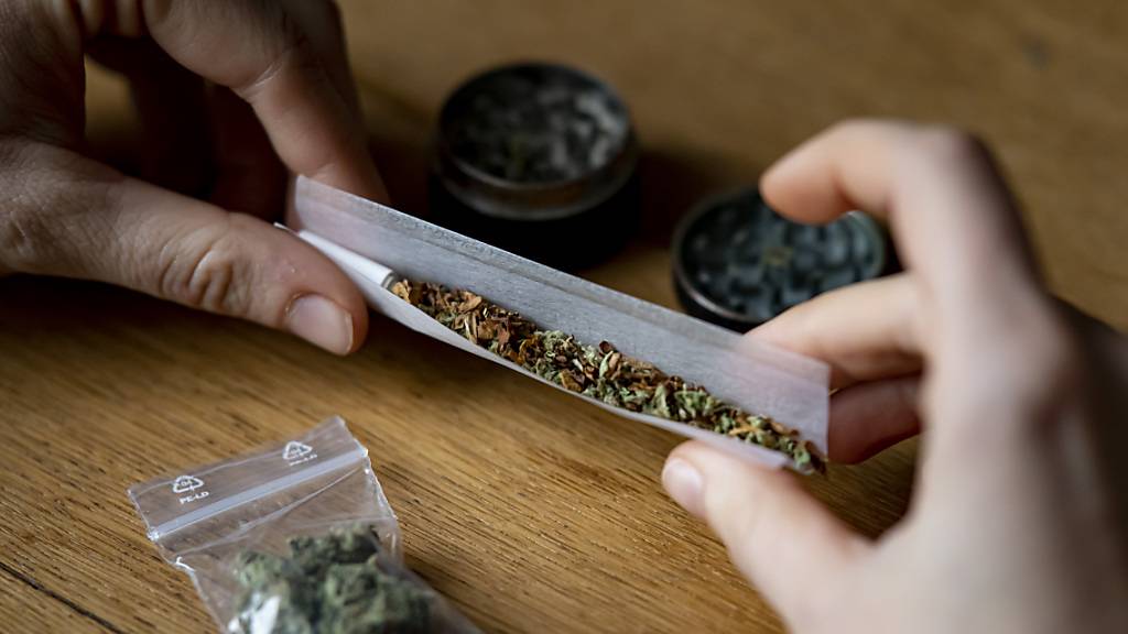 Kiffen erlaubt: In Bern startet eine Studie zum regulierten Cannabisverkauf. (Themenbild)