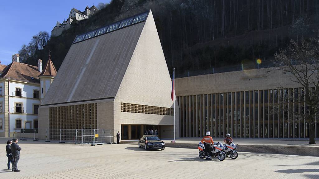 Ein Paket mit einer Bombendrohung wurde am Mittwoch in der Nähe des Liechtensteiner Landtaggebäudes in Vaduz deponiert. (Archiv)