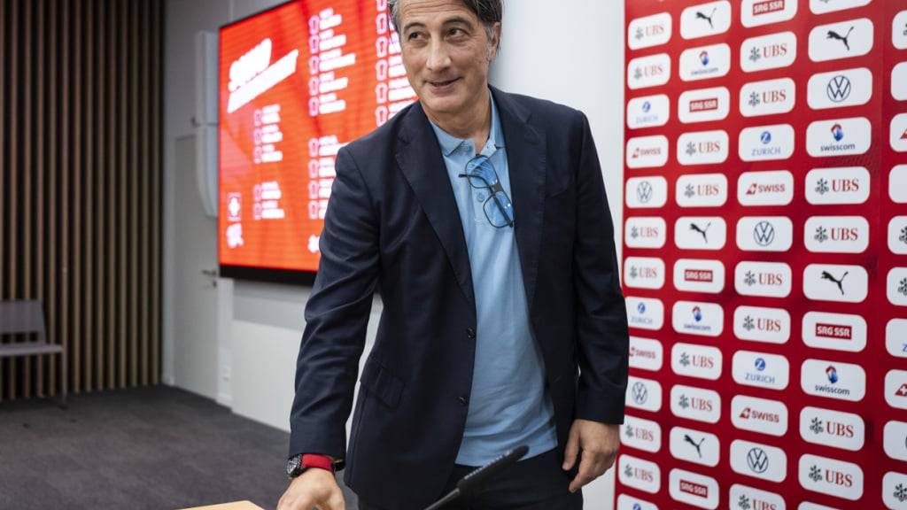 Murat Yakin will sich zum dritten Mal als Nationaltrainer für ein grosses Turnier qualifizieren
