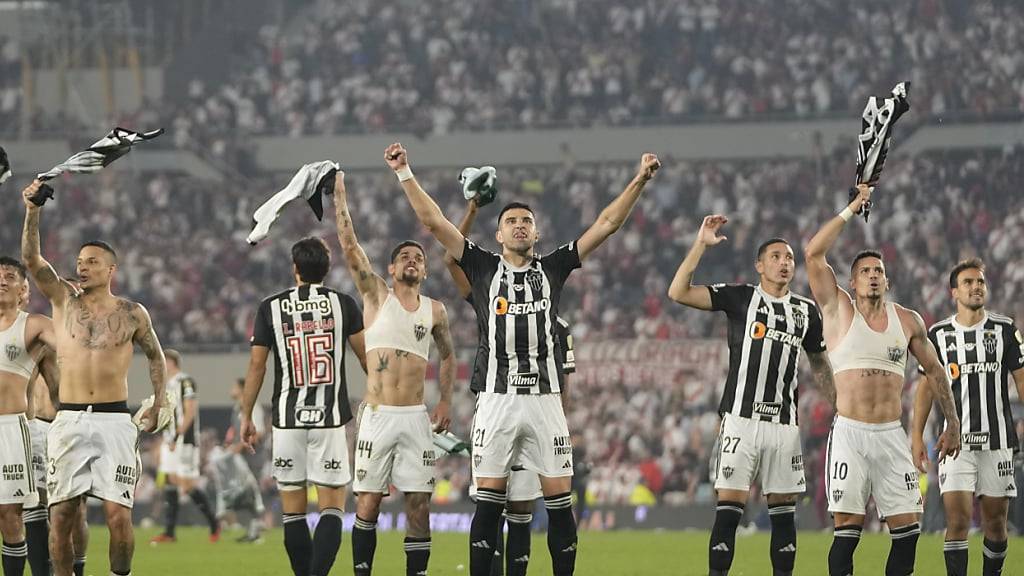 Die Spieler von Atletico Mineiro feiern den Final-Einzug