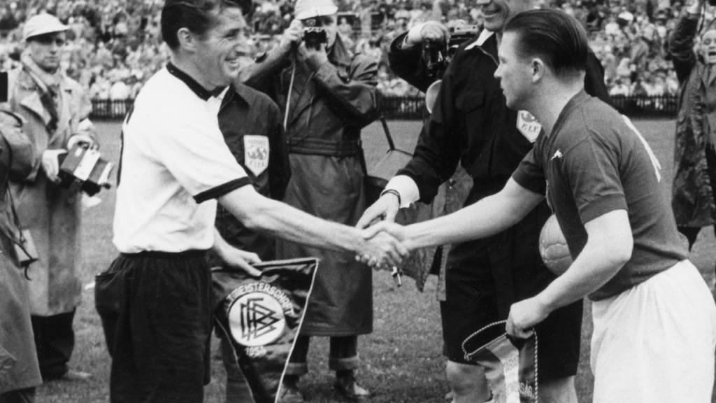Das Wunder von Bern und der Schweizer Schiri im Wembley