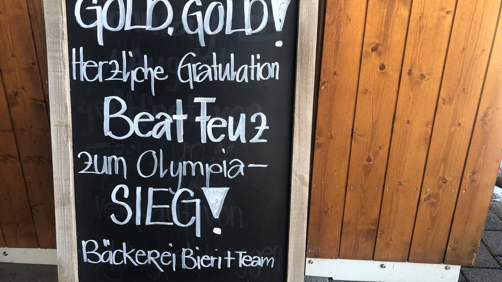 Die Gemeinde Schangnau freute sich sichtlich über das Olympia-Gold von Beat Feuz.