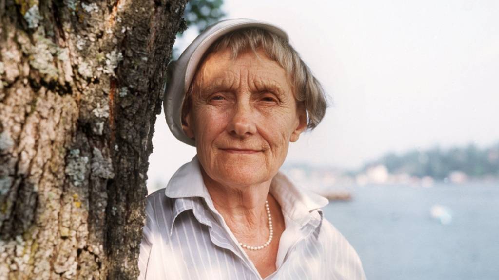 ARCHIV - Die schwedische Kinderbuchautorin Astrid Lindgren 1987 in Stockholm. Foto: picture alliance / dpa