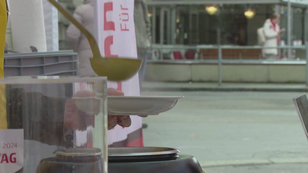Gemeinsam gegen Armut und Food Waste: Prominente schöpfen am 21. Suppentag in Bern