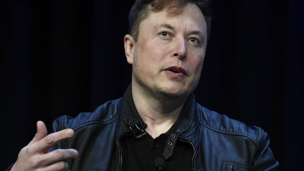 Gehirnimplantate von Neuralink, einem Unternehmen von Tech-Milliardär Elon Musk, sollen Menschen ermöglichen, durch Gedanken ein Smartphone zu bedienen. (Archivbild)