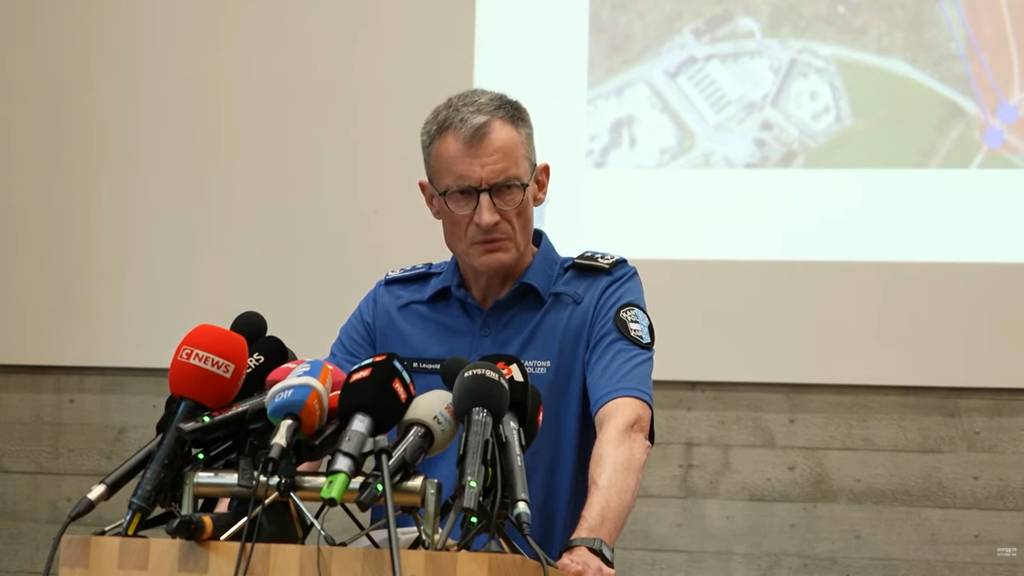 «Ende des Grosseinsatzes nicht absehbar»: Fahndung nach Schiesserei in Aarau dauert an