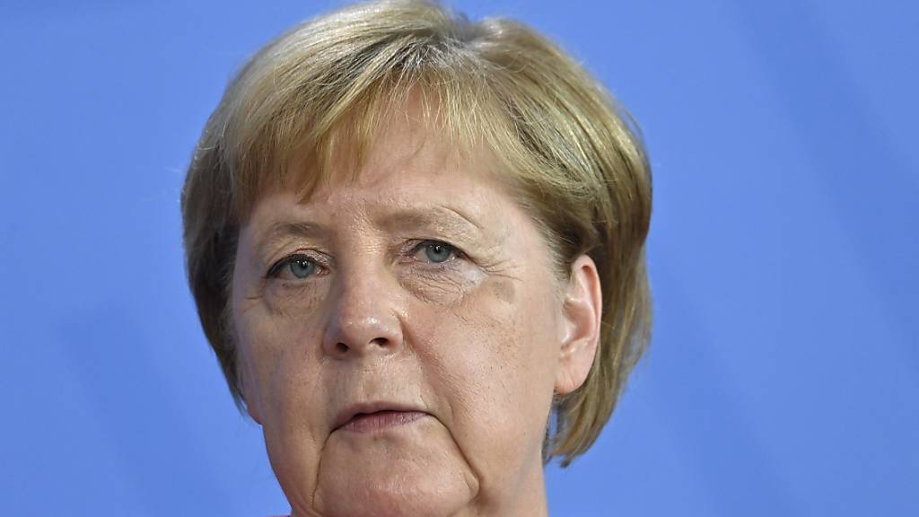 ARCHIV - Bundeskanzlerin Angela Merkel (CDU) hat die für den 28. bis 30. August geplante Reise nach Israel wegen der dramatischen Entwicklung in Afghanistan abgesagt. Foto: John Macdougall/AFP POOL/dpa