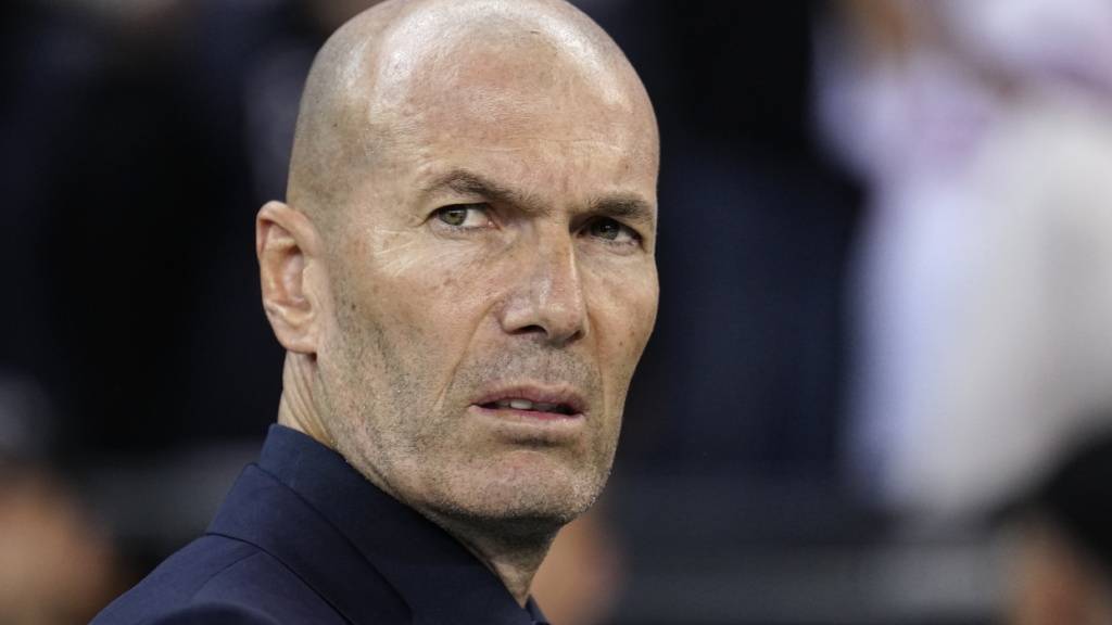 Zinédine Zidane sah einen Sieg zum Auftakt seiner Zeit als französischer Nationaltrainer